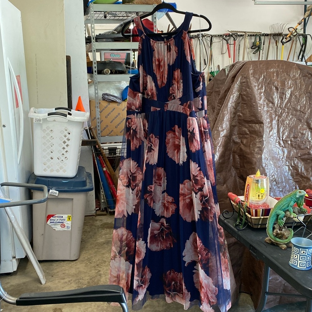 Women’s dress